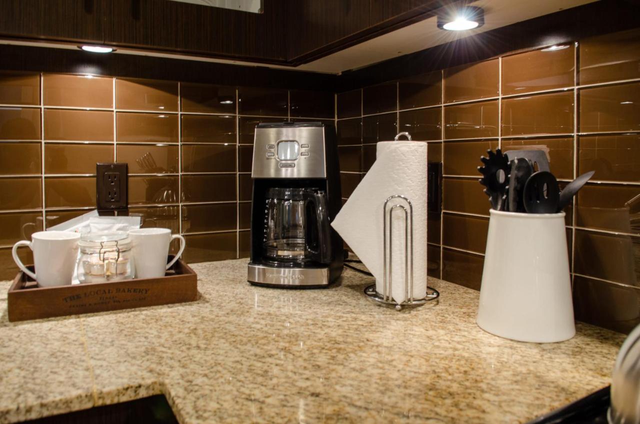 Abode - Downtown Madison Ave Apartment Memphis